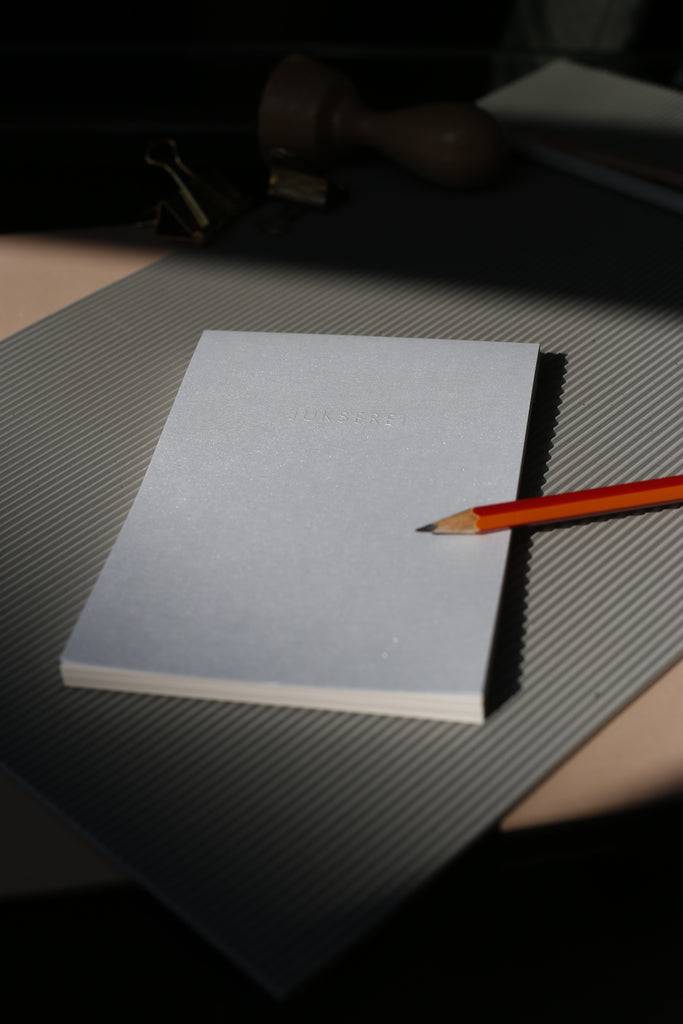 JUKSEREI NOTEBOOK BLUE · B-STOCK