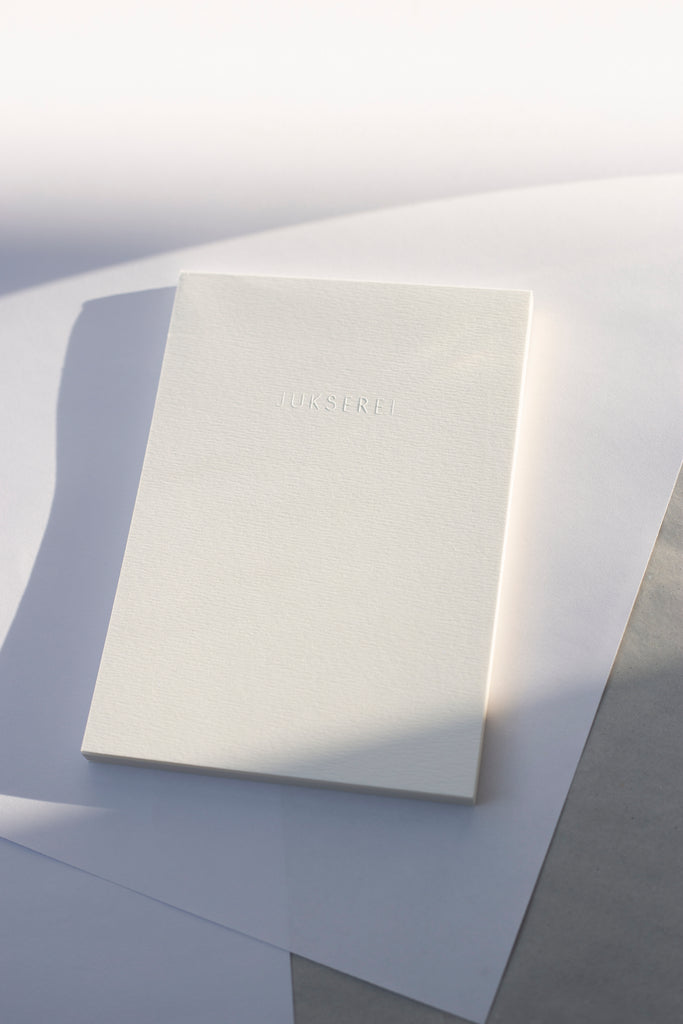 JUKSEREI NOTEBOOK WHITE · B-STOCK
