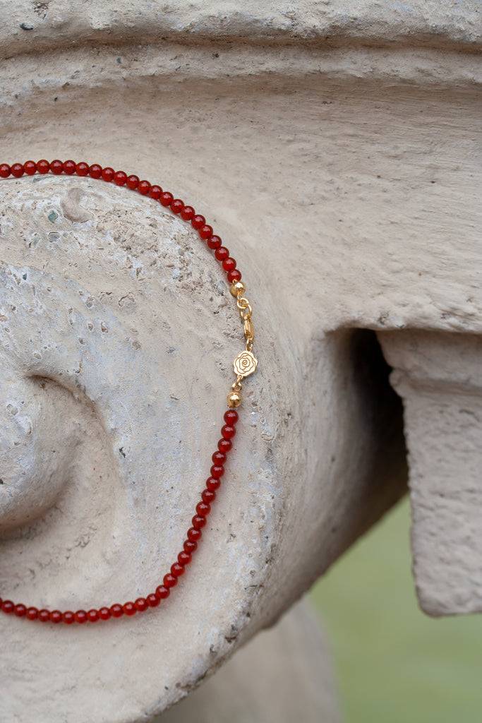 JUKSEREI ROSE CARNELIAN NECKLACE