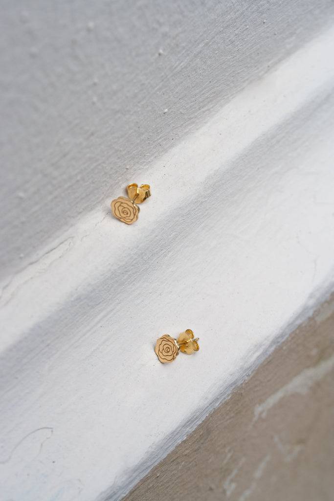 JUKSEREI ROSE EAR STUDS