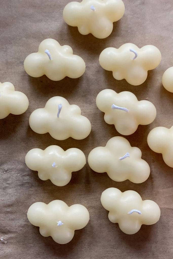 JUKSEREI SOLLYS · CLOUD BEESWAX CANDLE