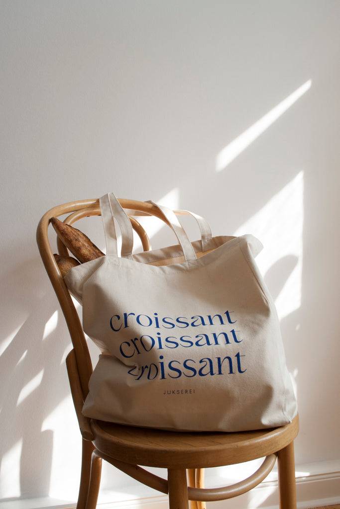 JUKSEREI TOTE BAG · CROISSANT