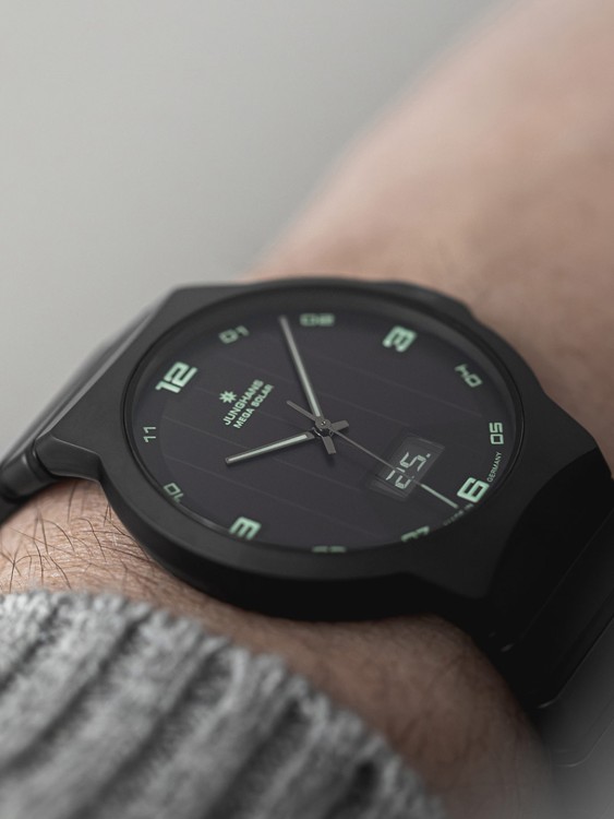 Junghans Force Mega Solar