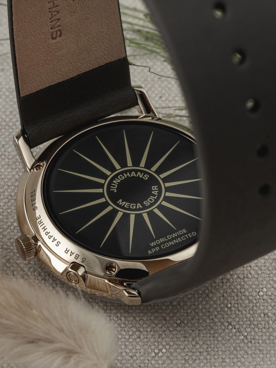 Junghans Max Bill MEGA Solar