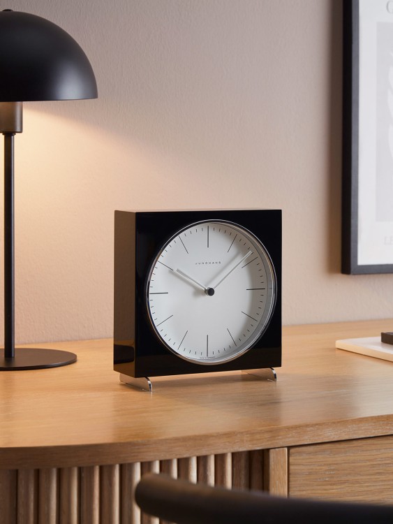 Junghans Max Bill Tischuhr