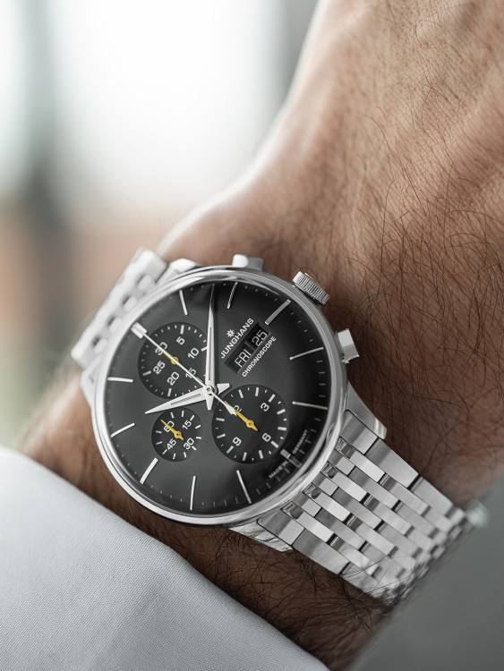 Junghans Meister Chronoscope, Date English