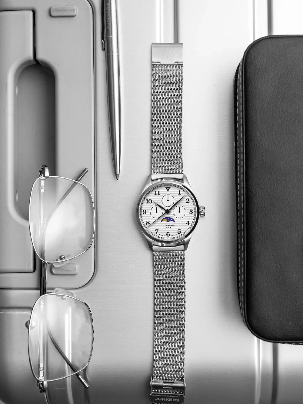 Junkers Tante JU Mondphase