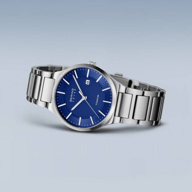BERING Uhr "Solar Titanium"