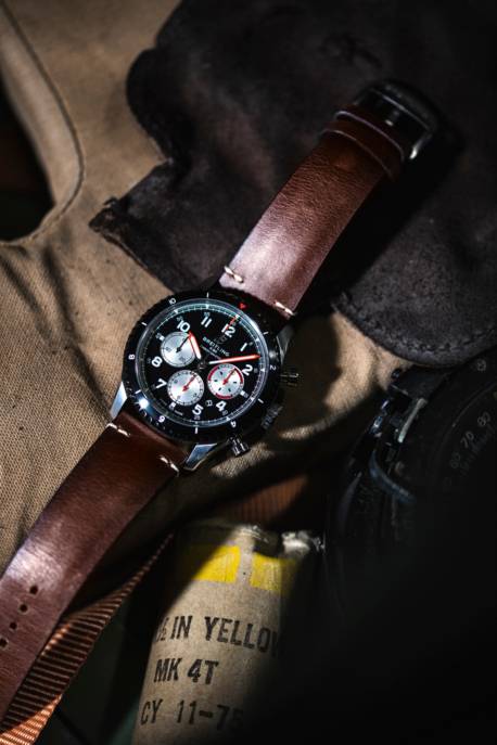 BREITLING Uhr "Aviator 8"