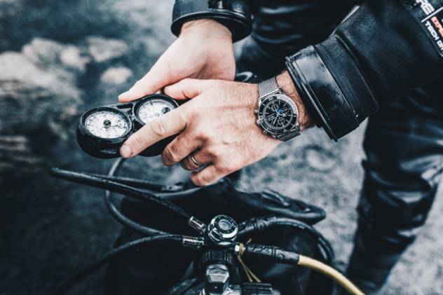 BREITLING Uhr "SUPEROCEAN HERITAGE"