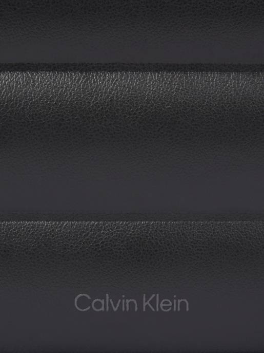CALVIN KLEIN Gesteppte Schultertasche