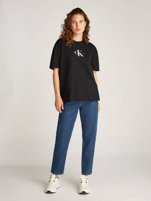CALVIN KLEIN JEANS TEXTURED MONOLOGO BOYFRIEND TEE