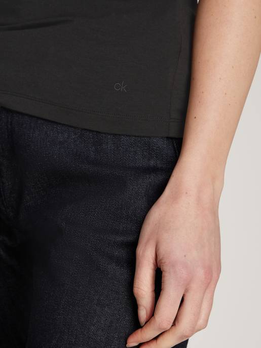 CALVIN KLEIN MODAL STRETCH SLIM MOCK TOP 1/2