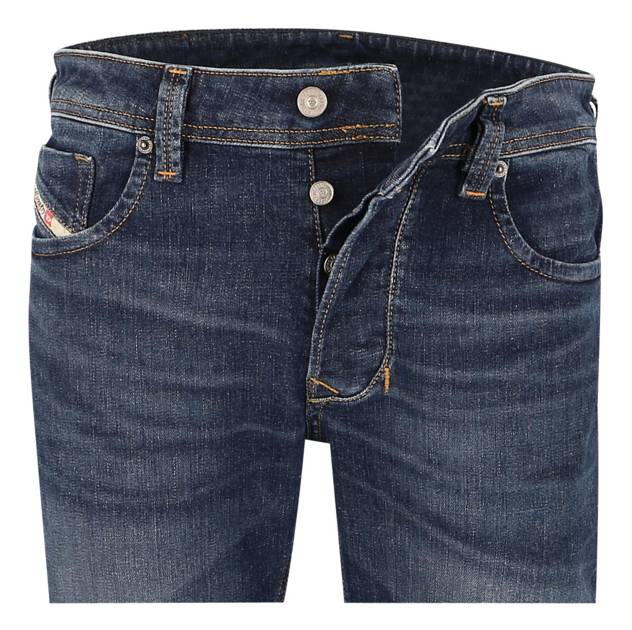 DIESEL Straight-Jeans "1985 Larkee"