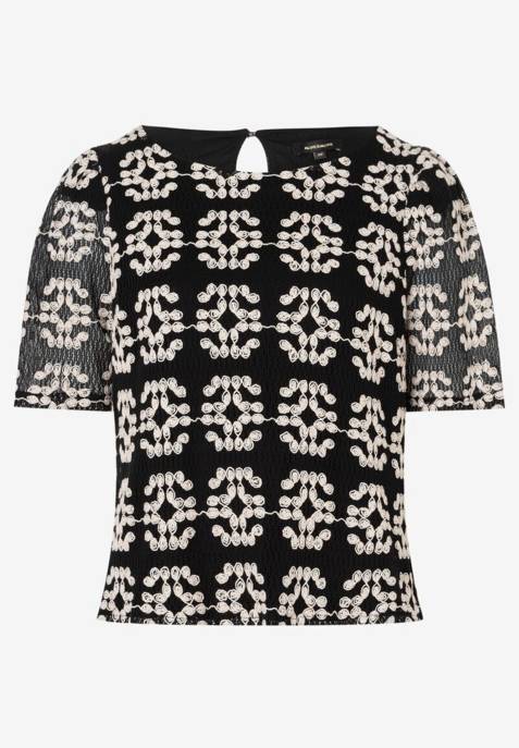 More & More Cropped Lace-Shirt