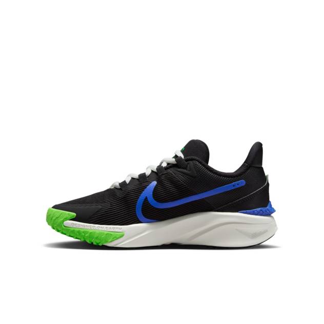NIKE Laufschuh "Star Runner 4"