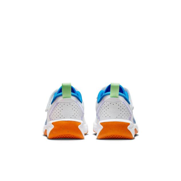 NIKE Schuh "Nike Omni Multi-Court"
