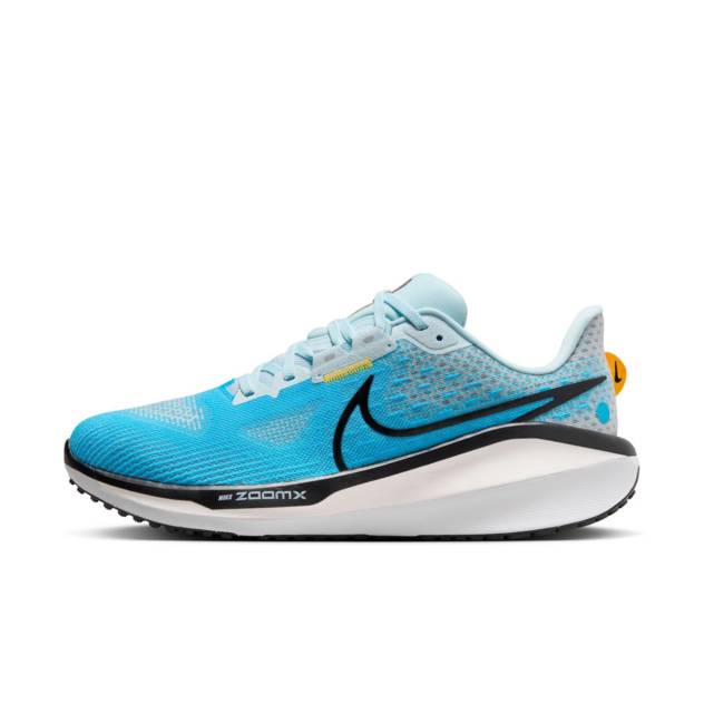 NIKE Straßenlaufschuh "Nike Vomero 17"