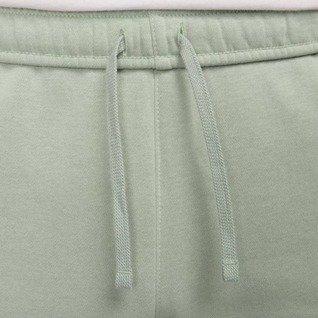 NIKE Sweatshorts "Club Cargo"