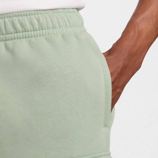 NIKE Sweatshorts "Club Cargo"