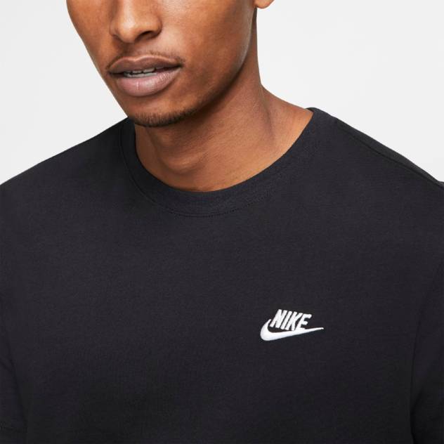 NIKE T-Shirt "Nike Sportswear Club"