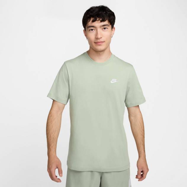 NIKE T-Shirt "Nike Sportswear Club"