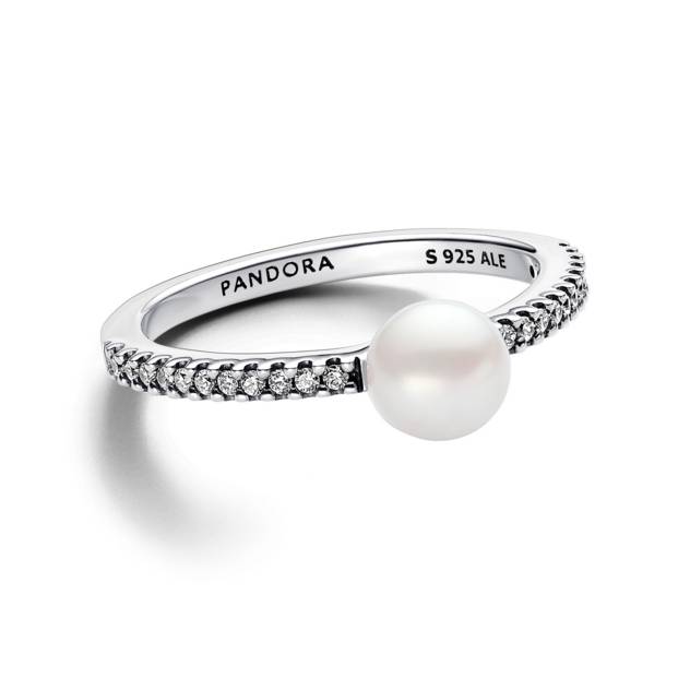 PANDORA Behandelte Süßwasserzuchtperle & Pavé Ring