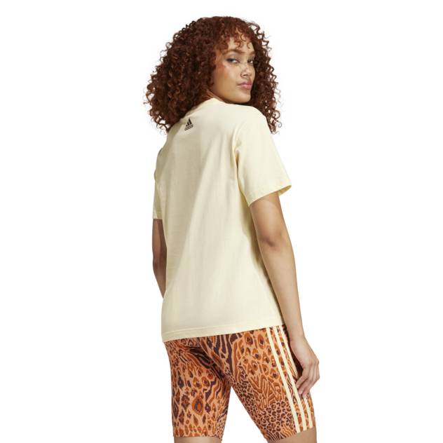 Adidas Performance T-Shirt: "FARM GFX TEE" - Ideales Shirt Für Modebewusste Frauen. Lockere Passform, Grafischer Print, Rundhalsausschnitt, Kurzarm