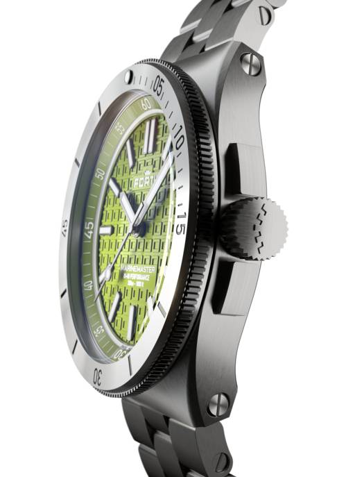 FORTIS Uhr "MARINEMASTER M-40 WOODPECKER GREEN AUF BLOCK BRACELET"