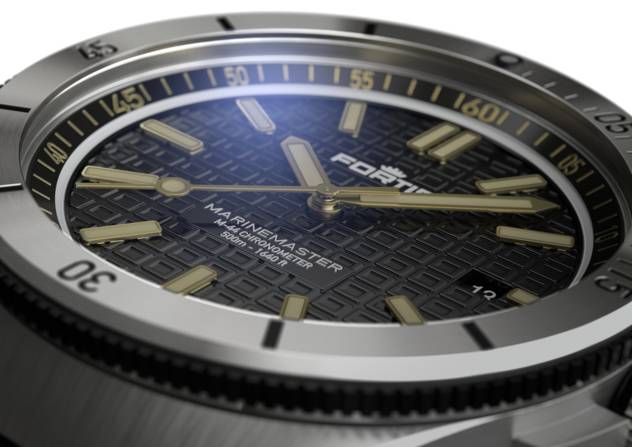 FORTIS Uhr "MARINEMASTER M-44 BLACK RESIN AUF HORIZON STRAP"