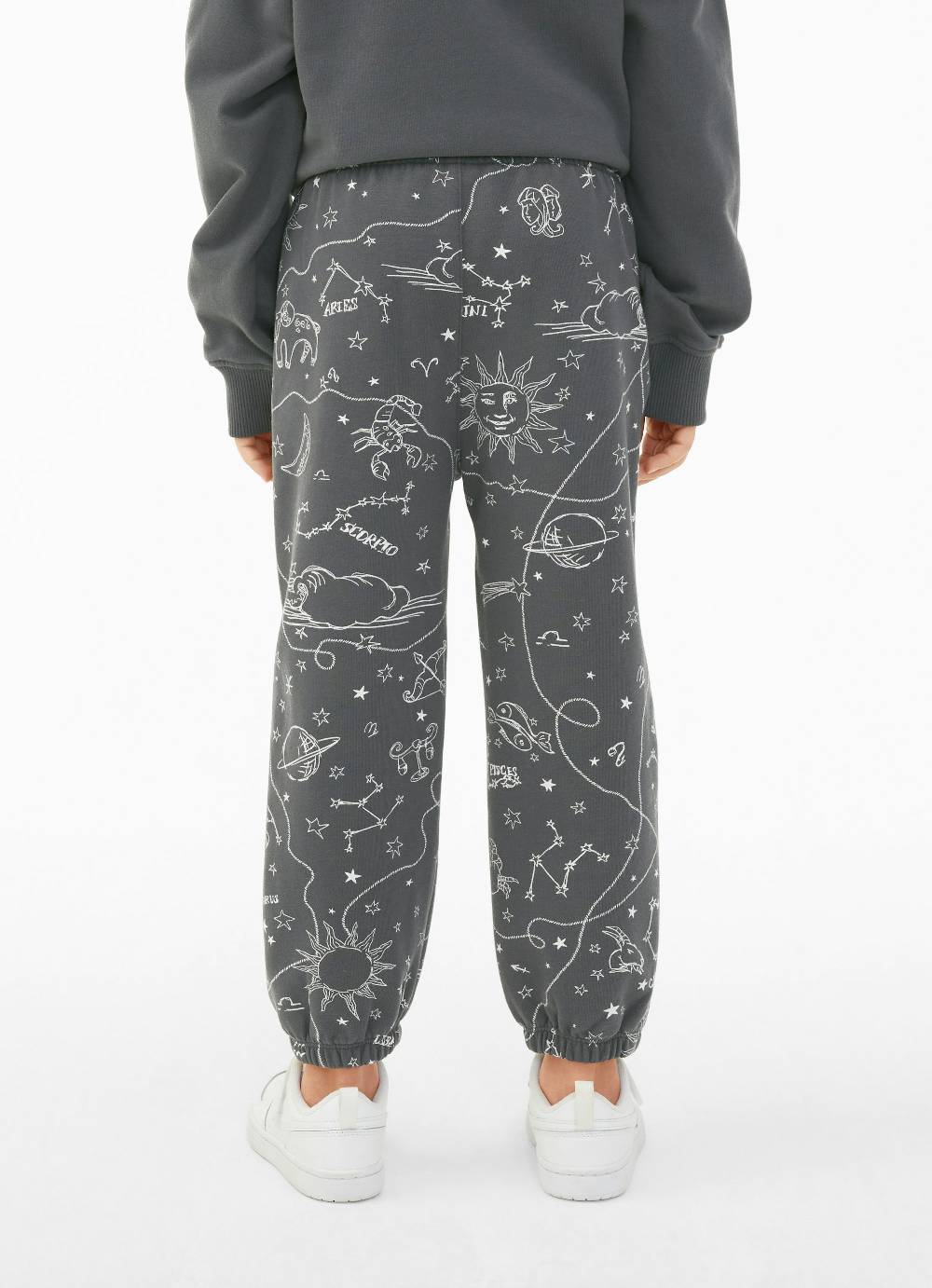 Juvia Baggy Fit - Sweatpants