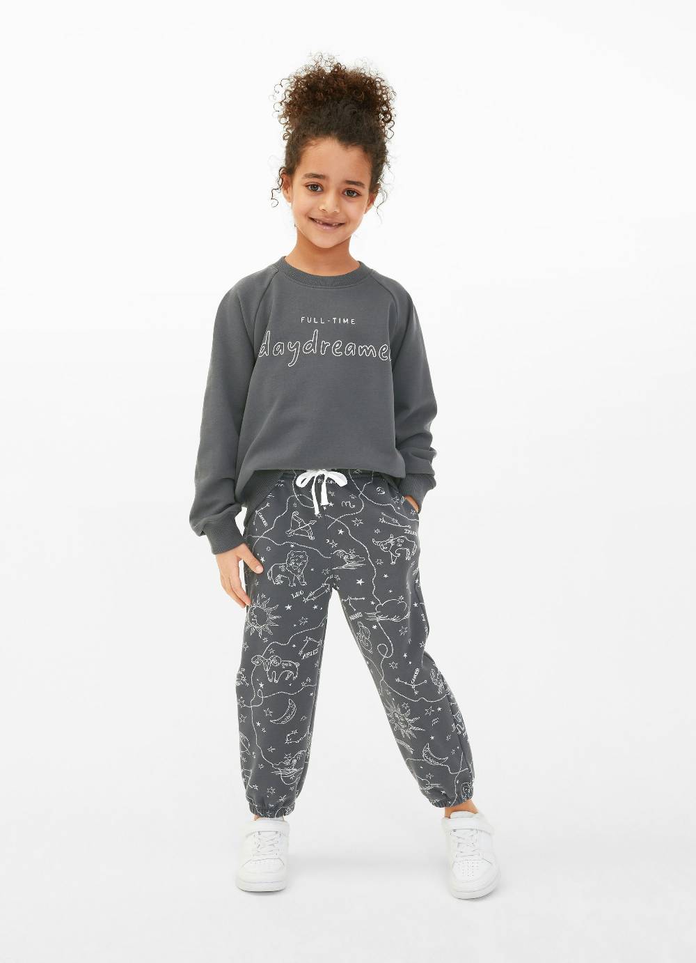 Juvia Baggy Fit - Sweatpants