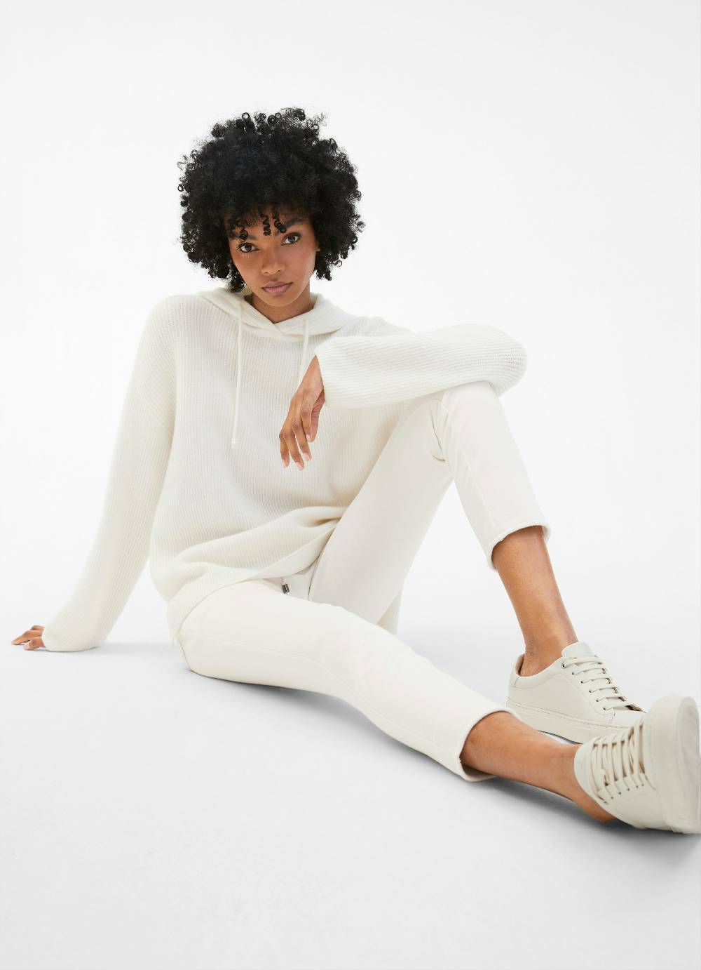 Juvia Cashmere Blend - Hoodie