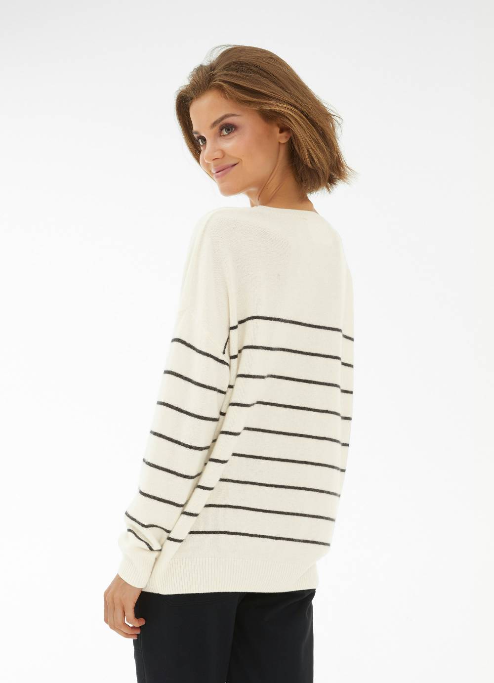 Juvia Cashmere Blend - Pullover