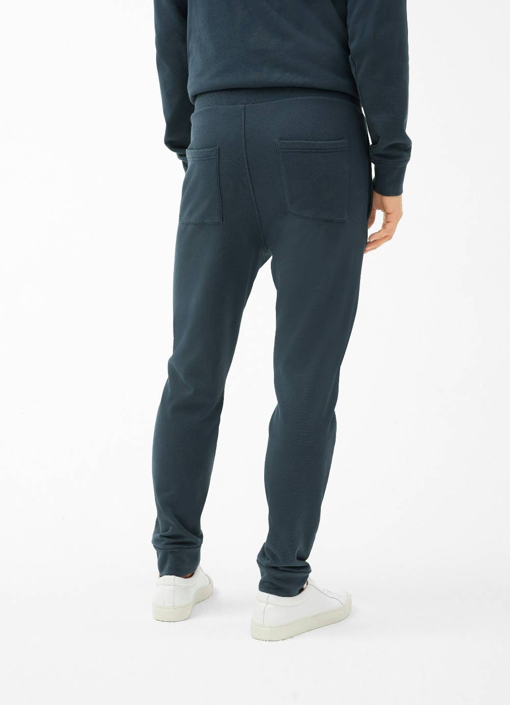 Juvia Casual Fit - Sweatpants