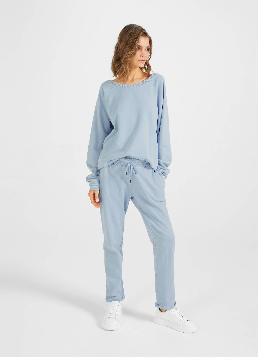 Juvia Casual Fit - Sweatpants