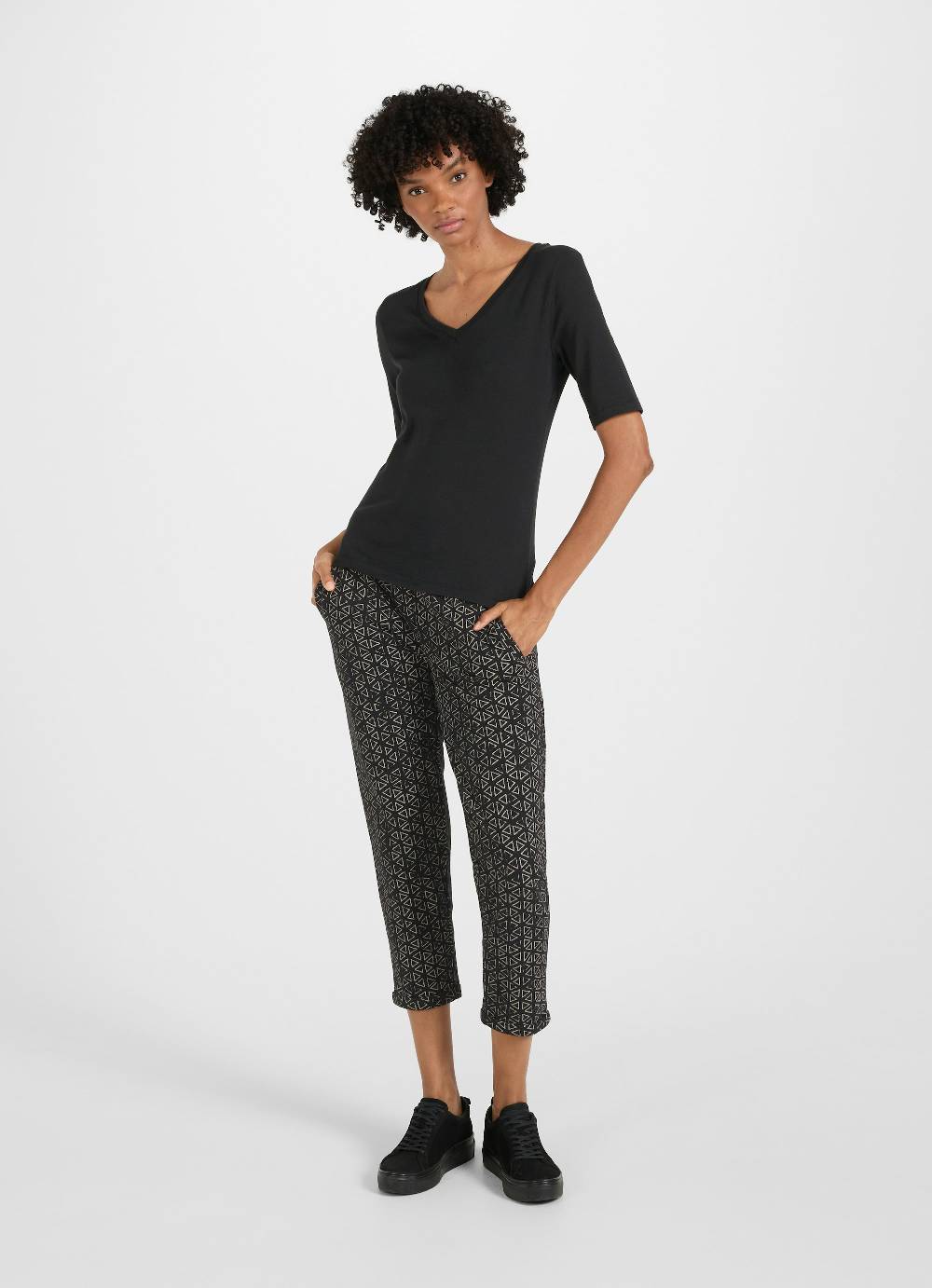 Juvia Casual Fit - Sweatpants