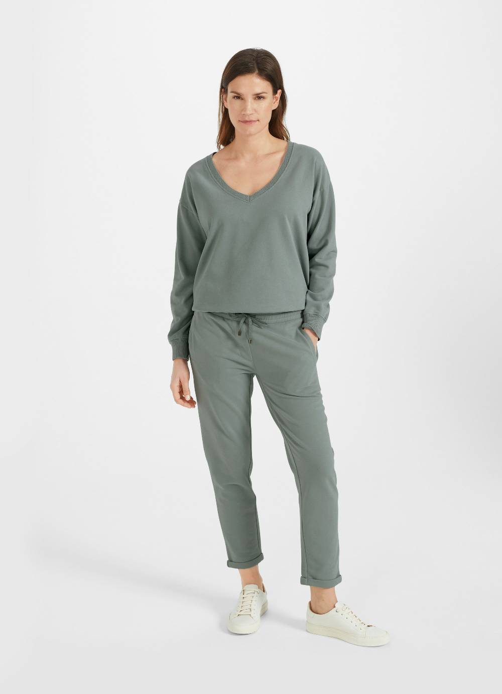 Juvia Casual Fit - Sweatpants