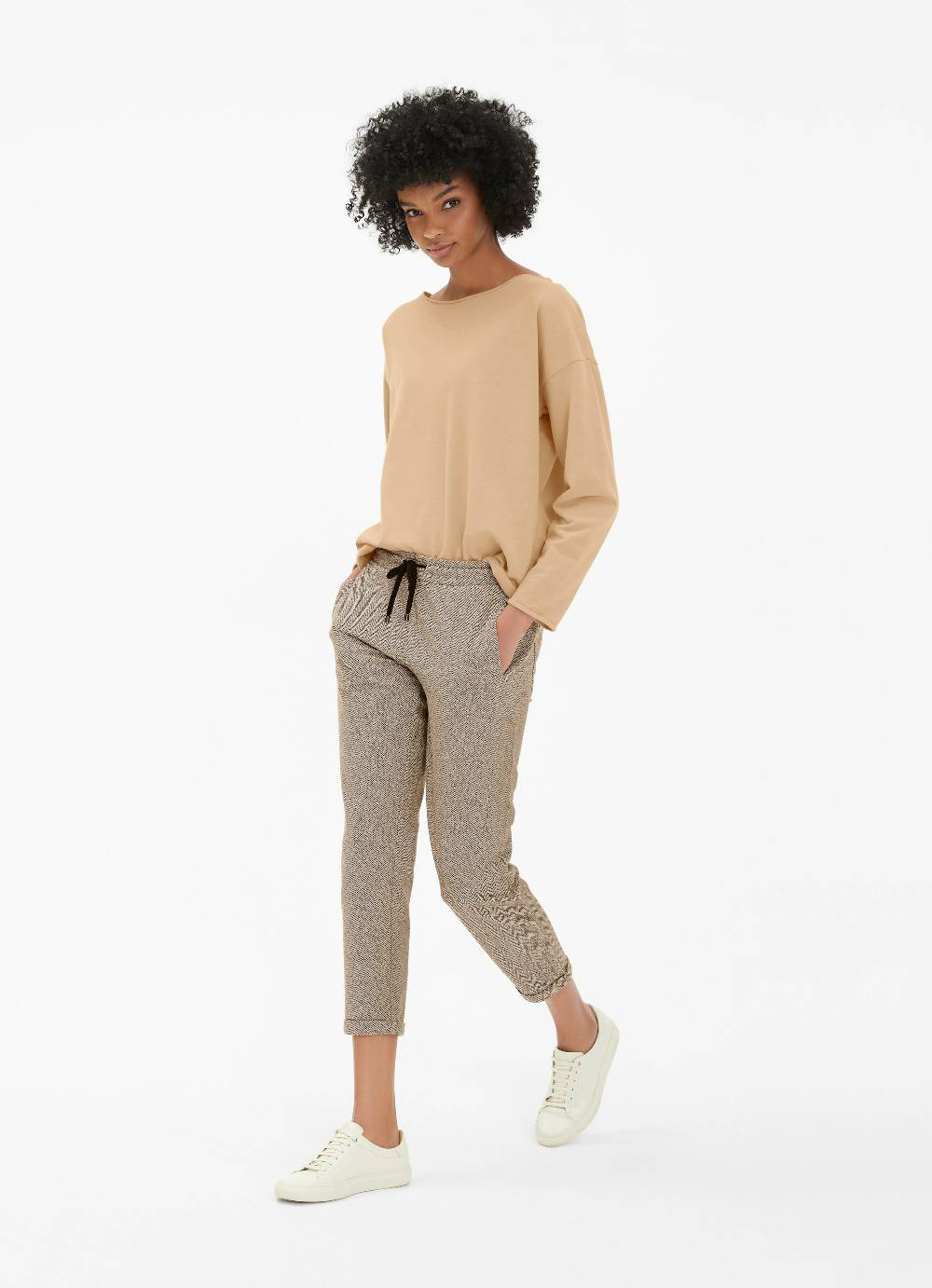 Juvia Casual Fit - Sweatpants