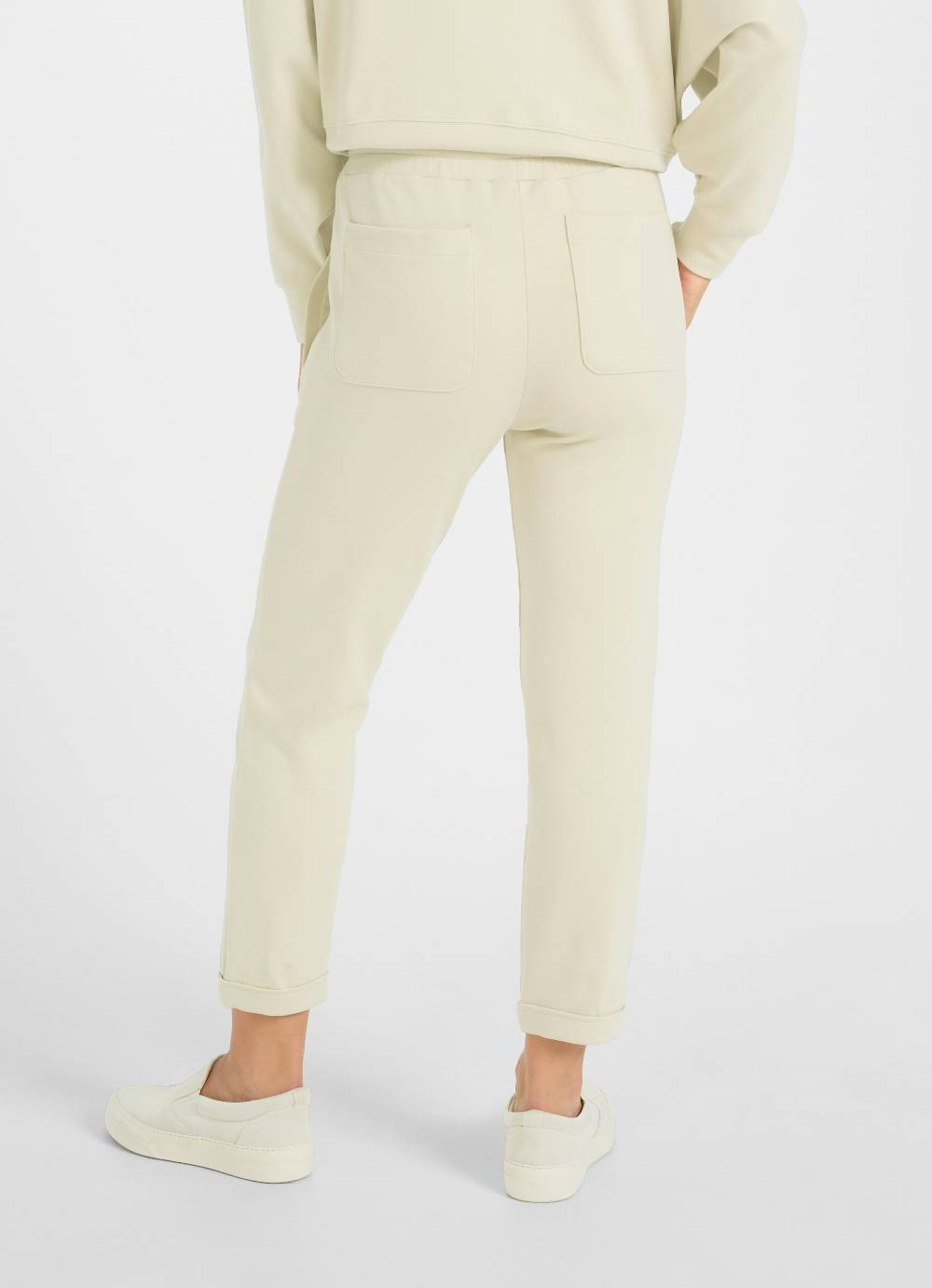 Juvia Casual Fit - Sweatpants