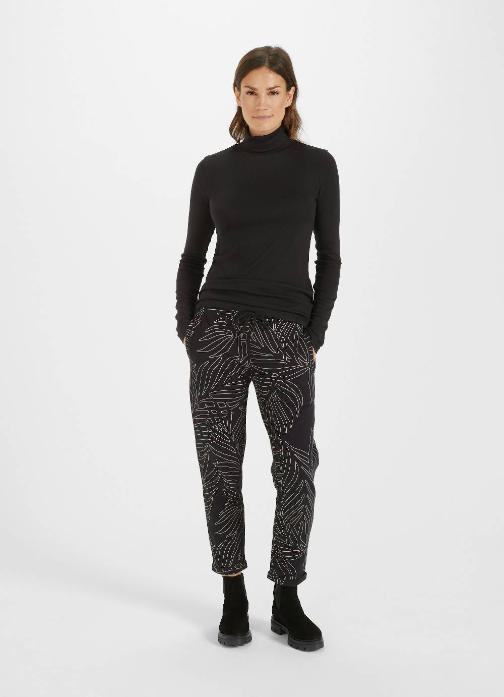 Juvia Casual Fit - Sweatpants