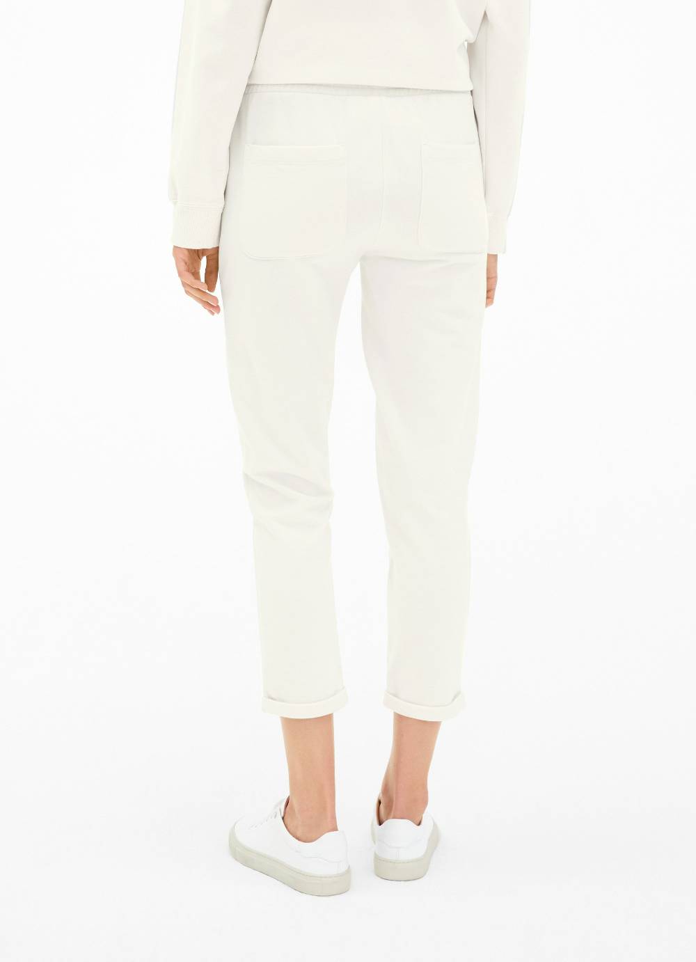 Juvia Casual Fit - Sweatpants