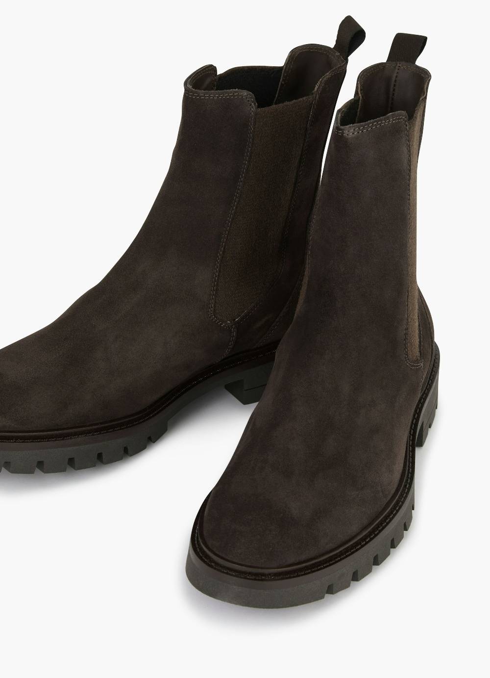 Juvia Chelsea Boots