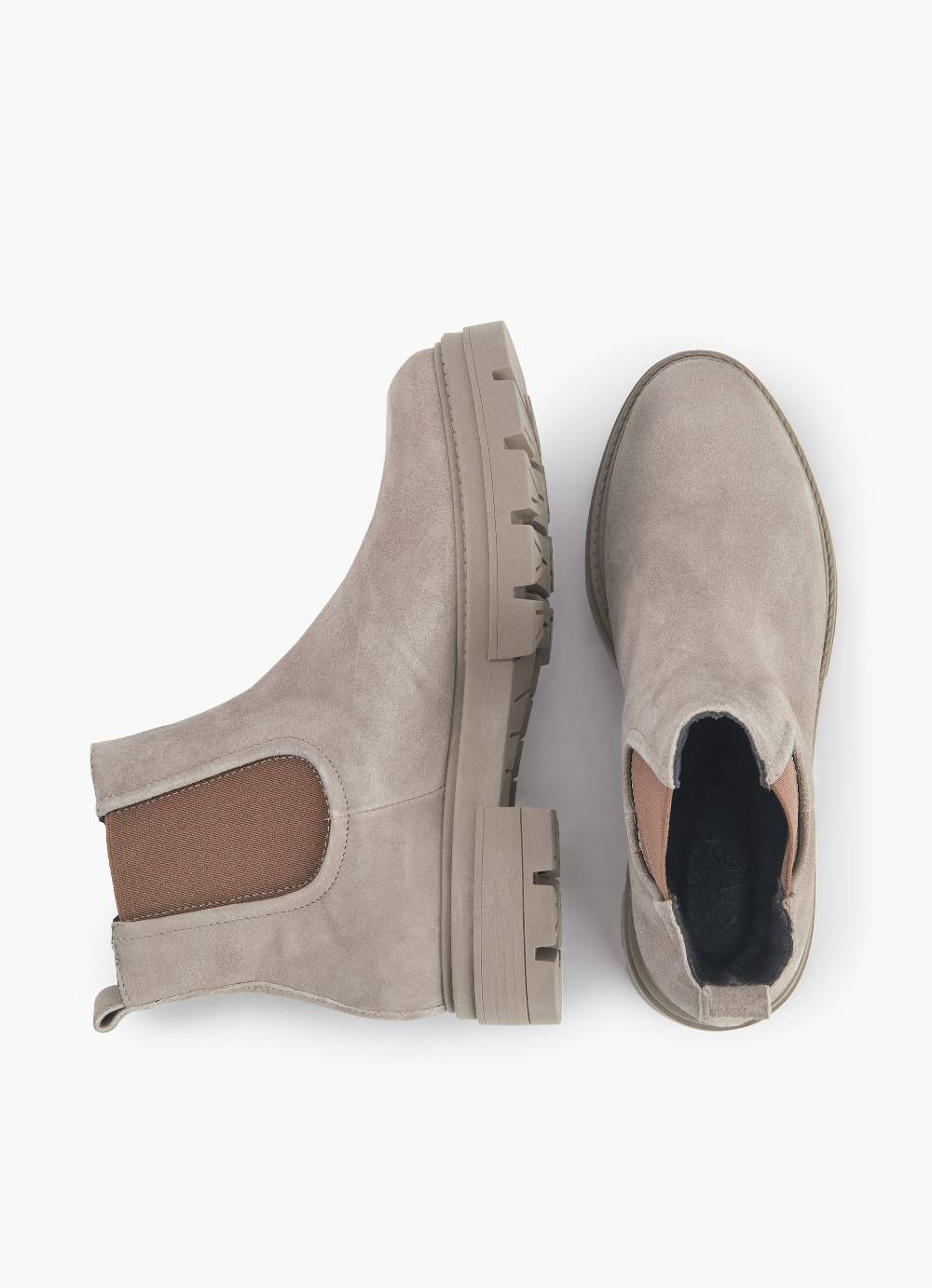 Juvia Chelsea Boots
