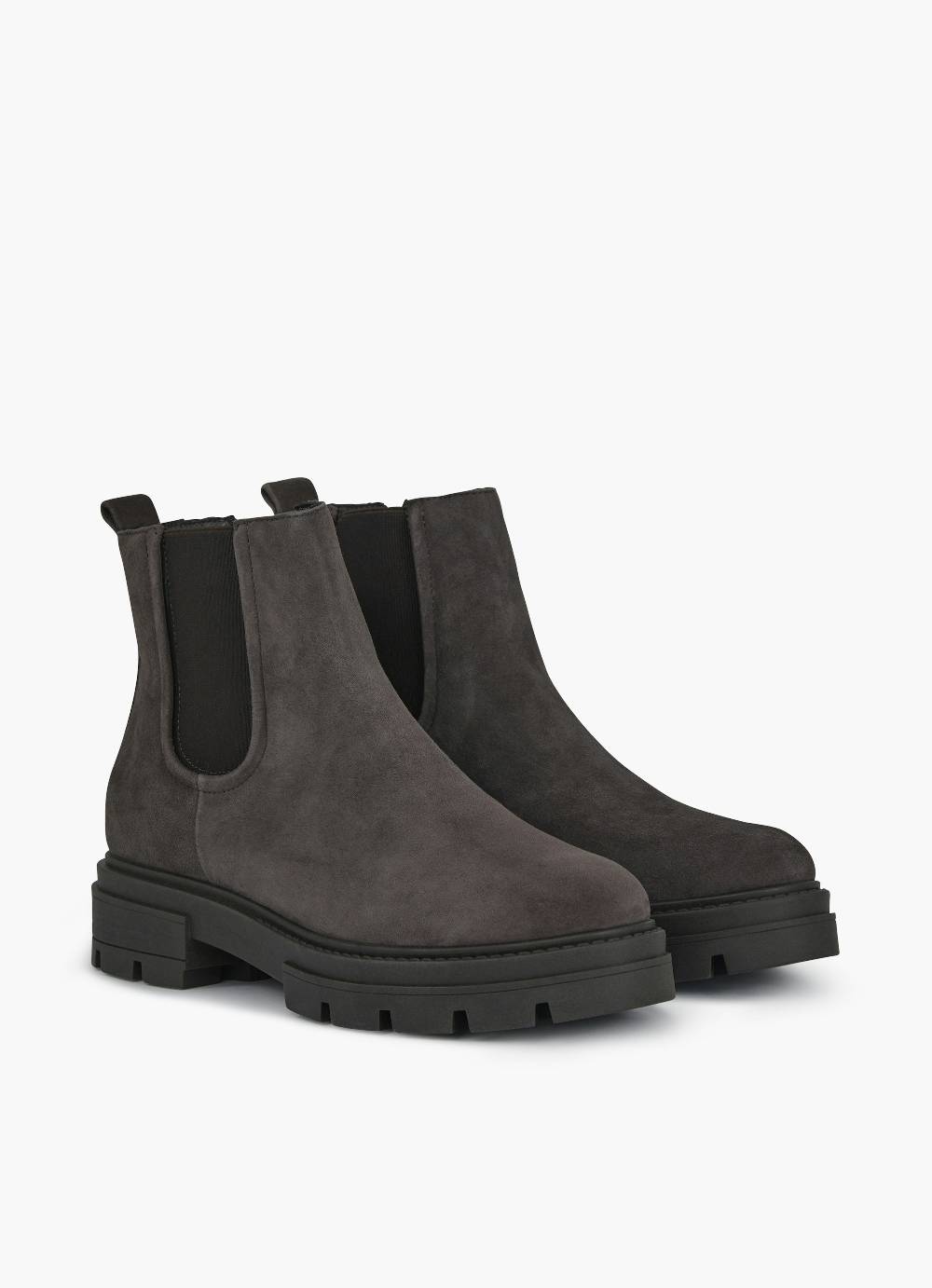 Juvia Chelsea Boots