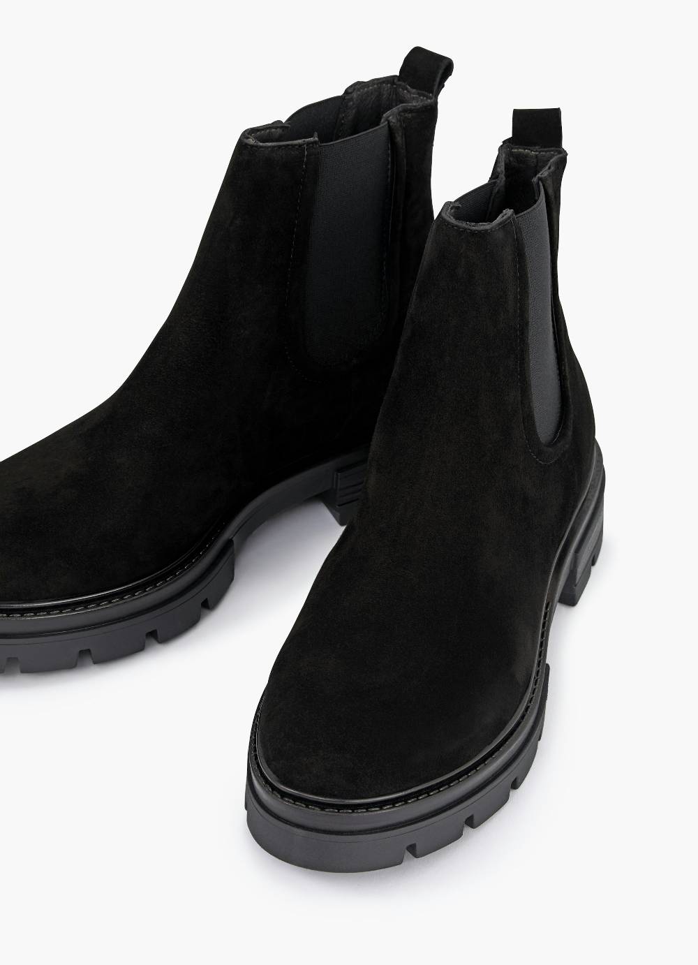 Juvia Chelsea Boots