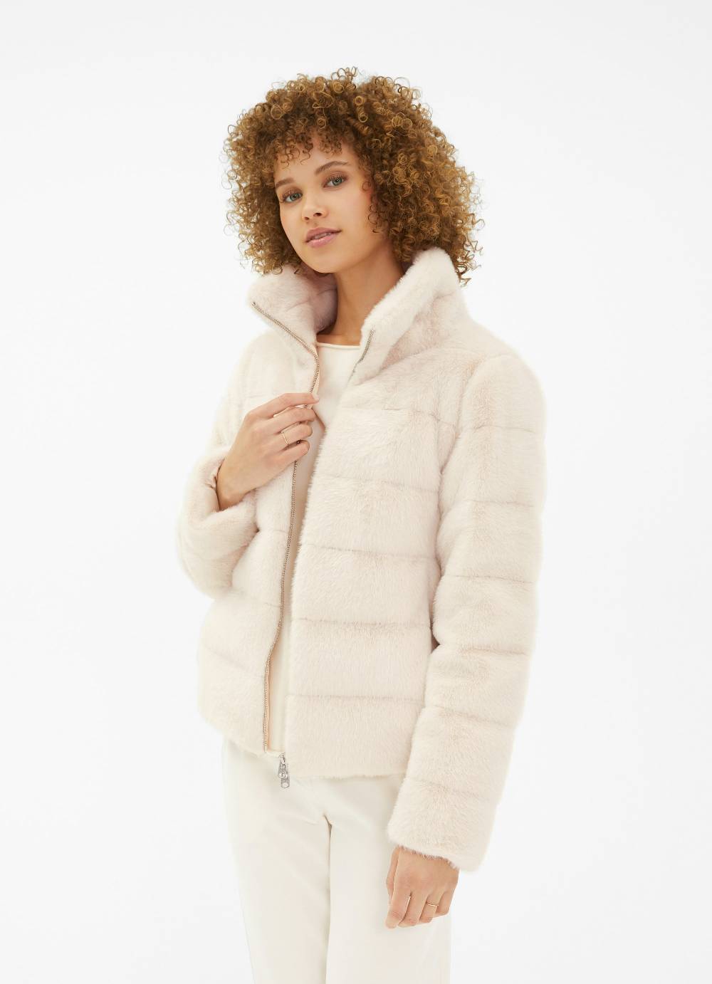 Juvia Faux Fur - Daunenjacke