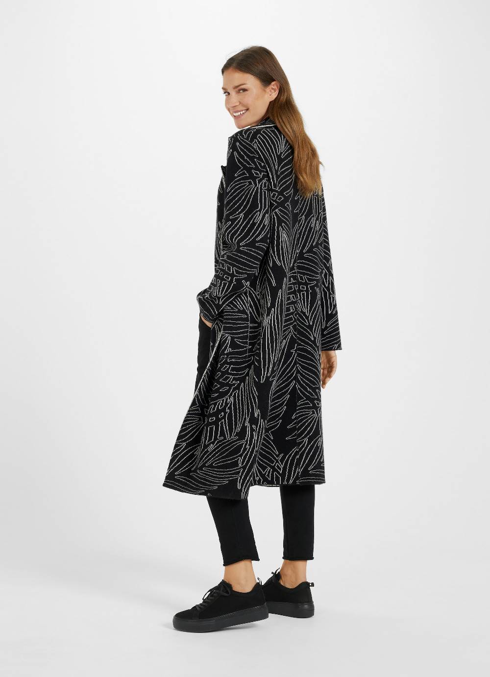 Juvia Jaquard Mantel