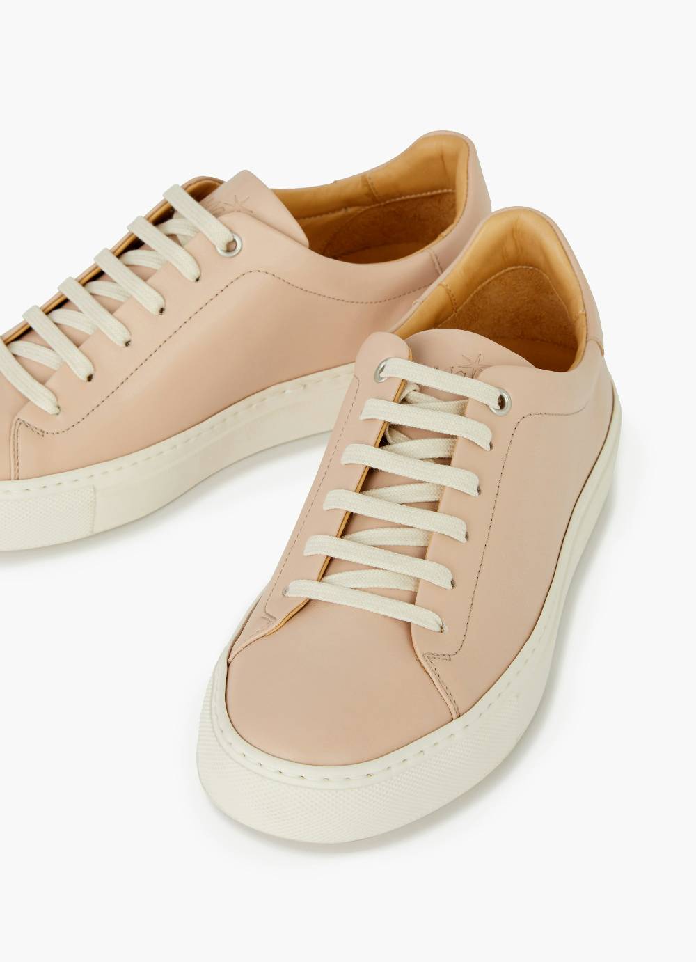 Juvia Lace-Up - Sneaker