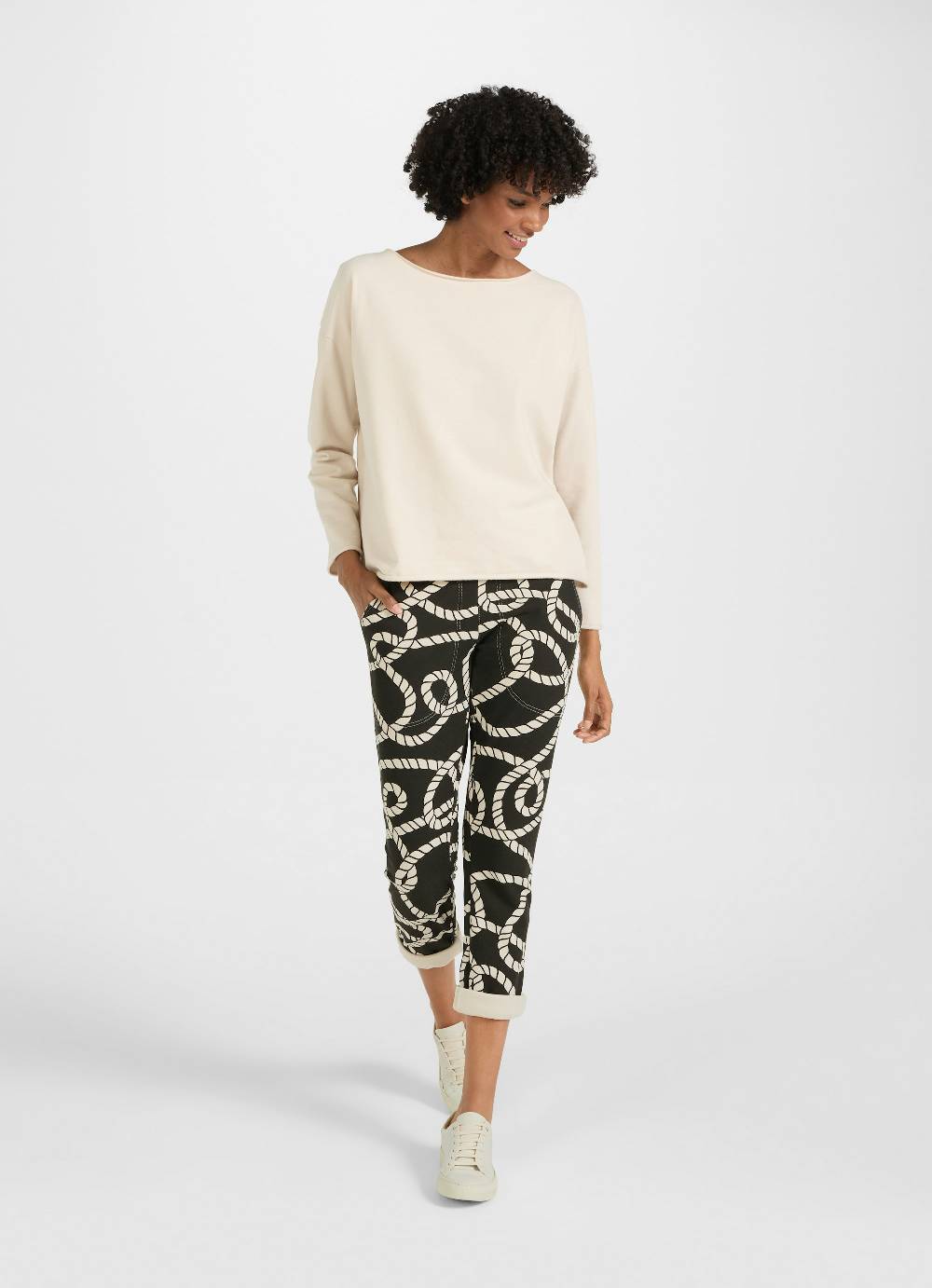 Juvia Loose Fit - Sweatpants